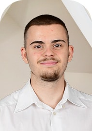 IT HELP team member Salay professional headshot – experienced IT support specialist